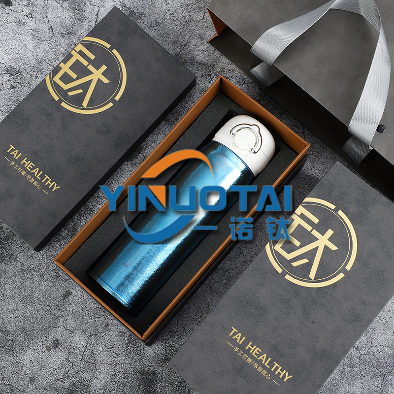 纯钛弹跳保温杯